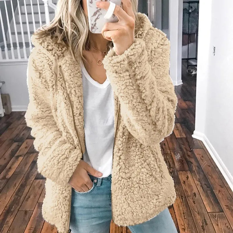 Chaqueta Invierno Mujer con Capucha Acogedora - Vestiria