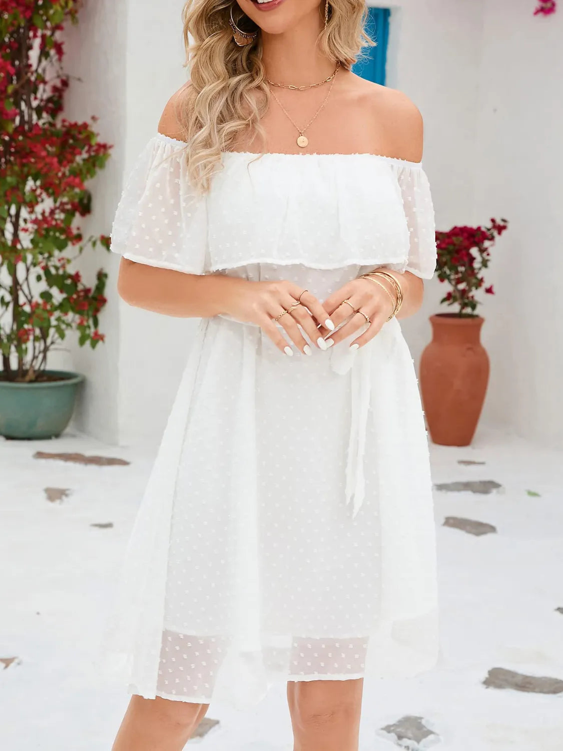 Vestido Corto Verano con Hombros Descubiertos - Vestiria