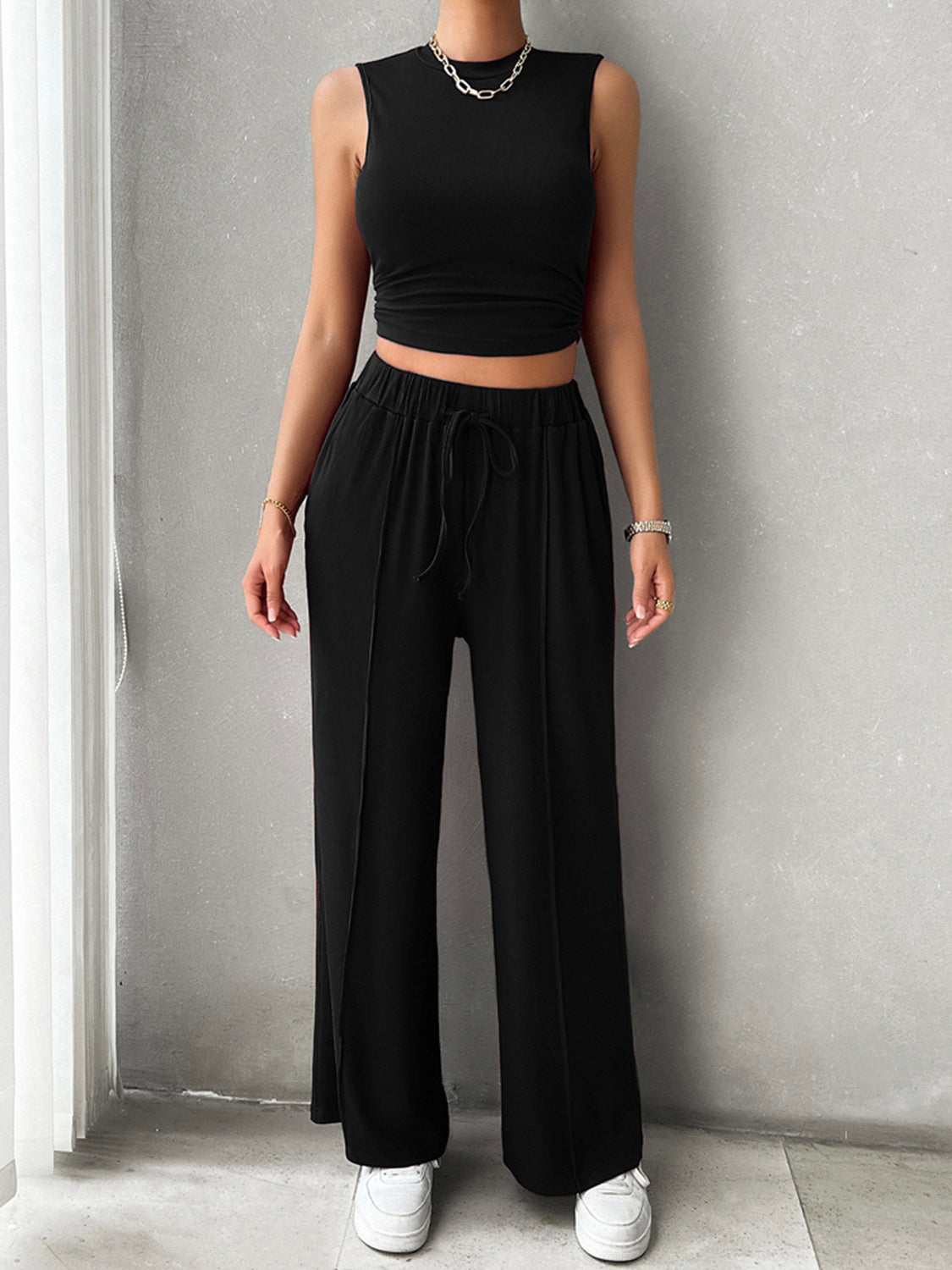 Conjunto Deportivo Camiseta y Pantalón Cómodo