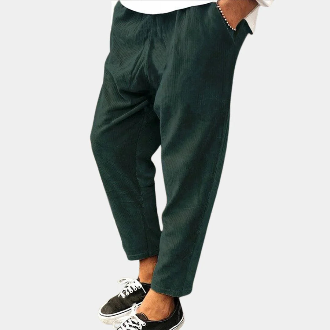 Pantalón de pana ligero y fresco con bolsillos prácticos