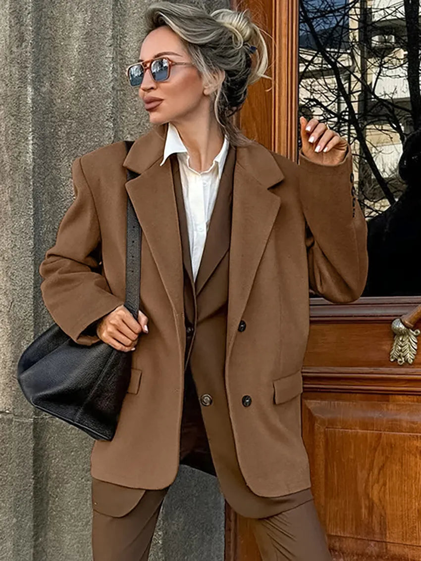 Chaqueta Amplia y Cómoda - Vestiria