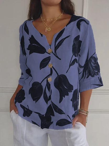 Blusa de mujer floreada y ligera