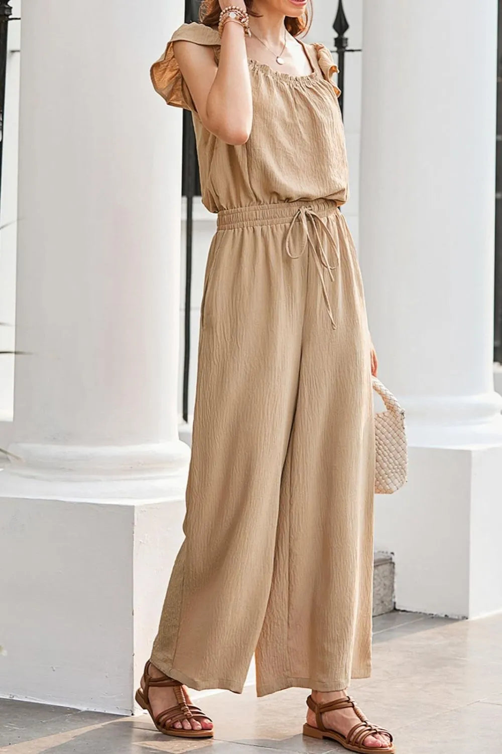 Mono Casual con Volantes Elegante