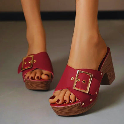 Sandalia de tacón alto con plataforma elegante - Vestiria