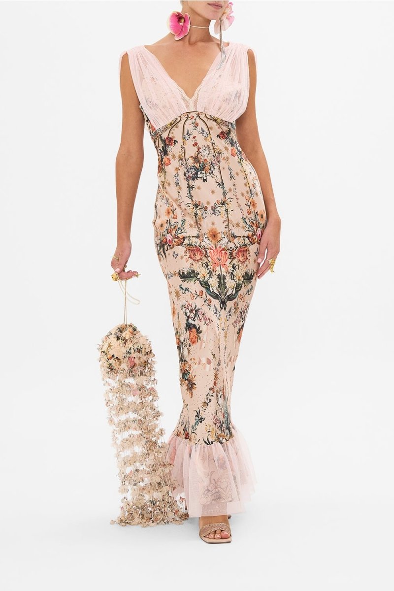 Vestido Largo Elegante con Escote en V y Detalle de Tul