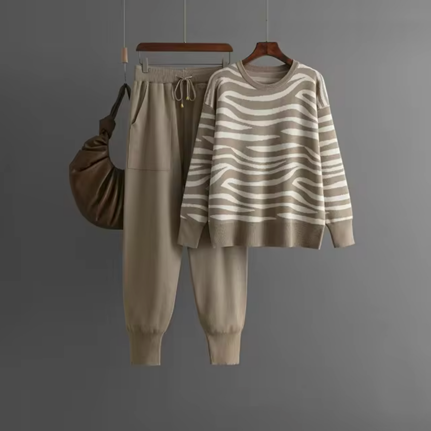 Conjunto Jersey Punto y Pantalón Suave