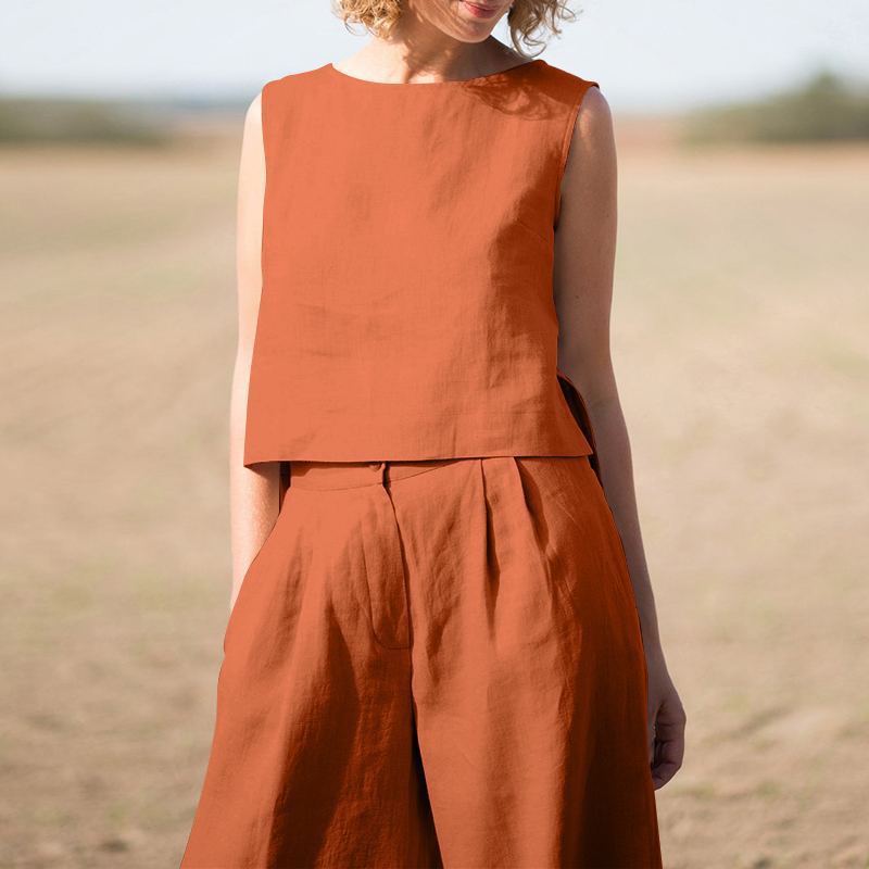 Conjunto mujer retro líneas clásicas