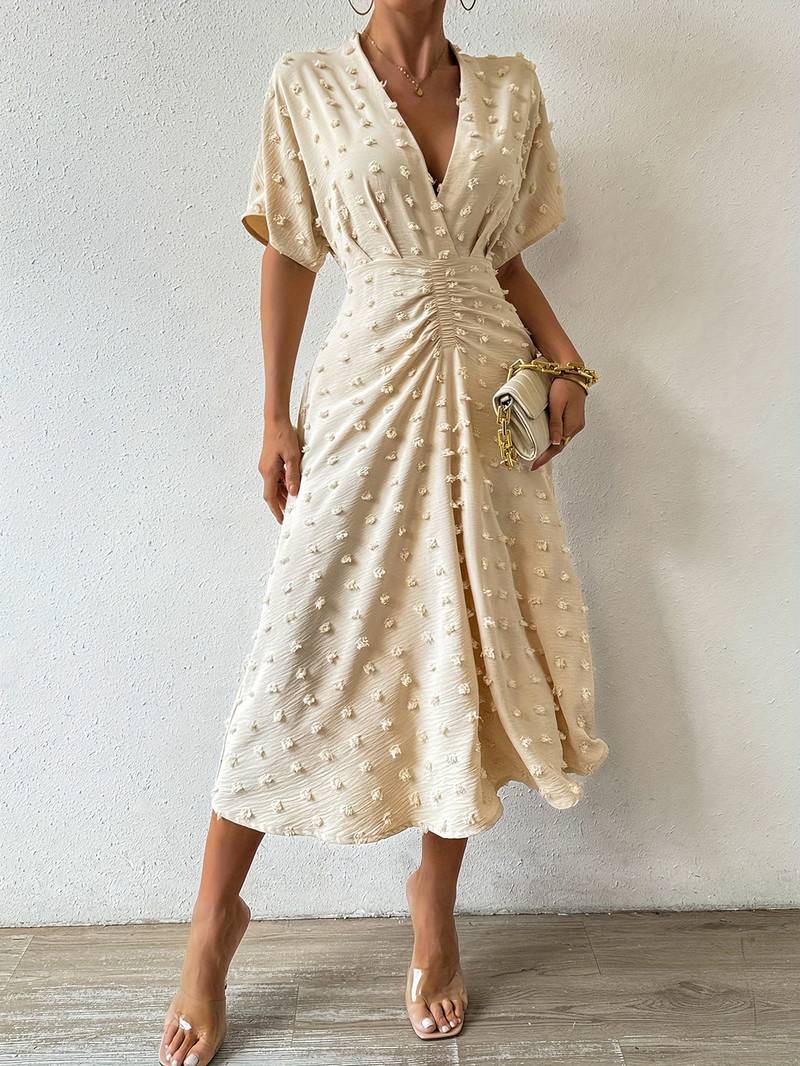 Vestido de Lunares Chic con Volantes Femininos - Vestiria