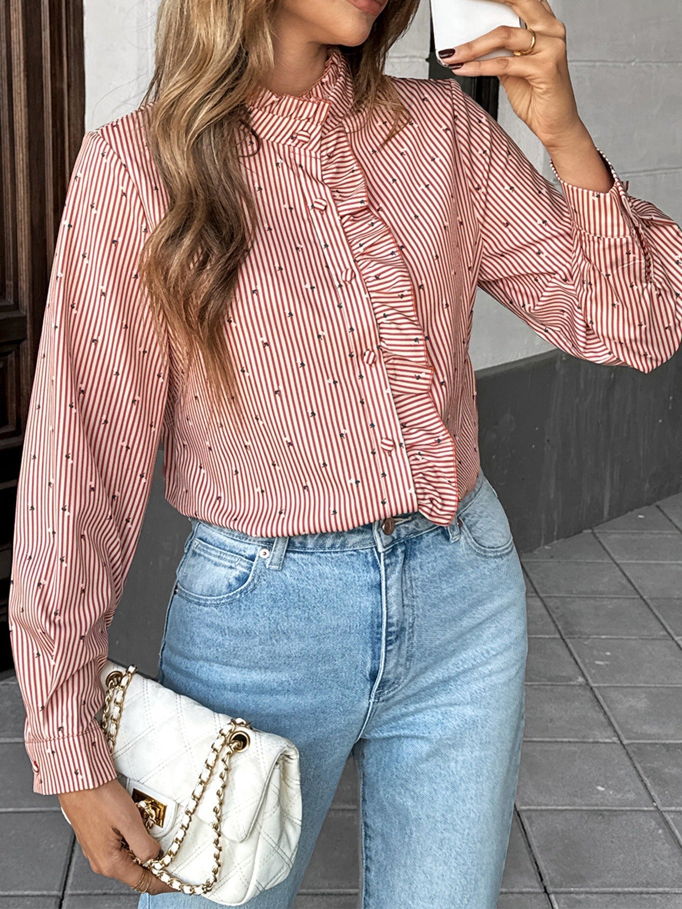 Blusa Mujer Elegante Manga Larga Cuello Alto Floral - Vestiria