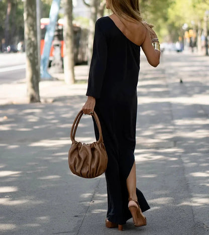 Vestido de un Hombro Chic y Fluido - Vestiria