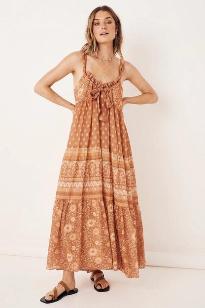 Vestido con Volantes Florales Elegante