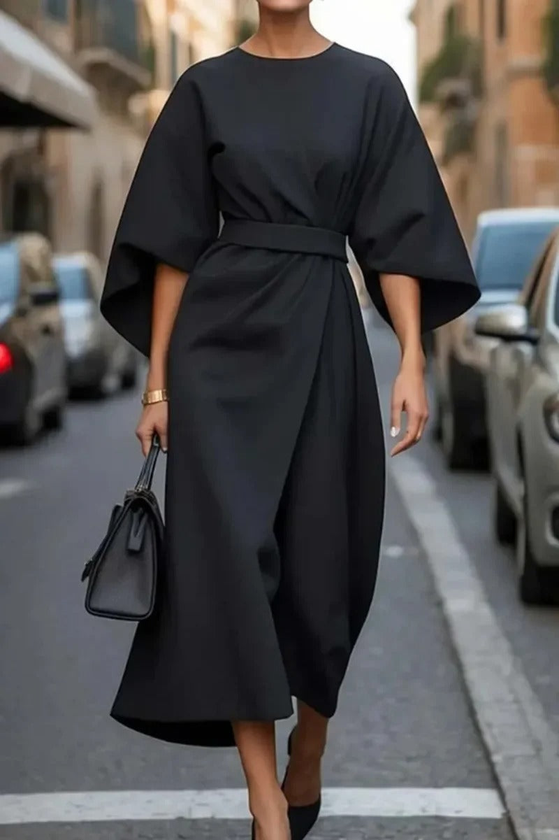 Vestido Elegante Cinturón Mangas Capucha - Vestiria