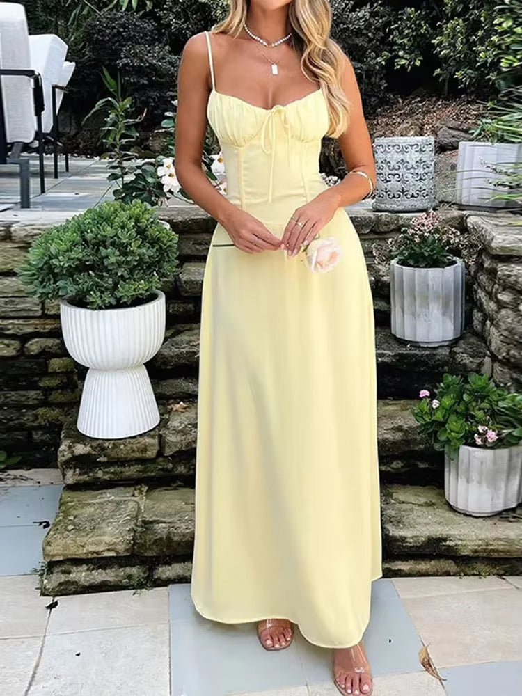 Vestido Mujer Escote Corazón con Tirantes Delicados - Vestiria