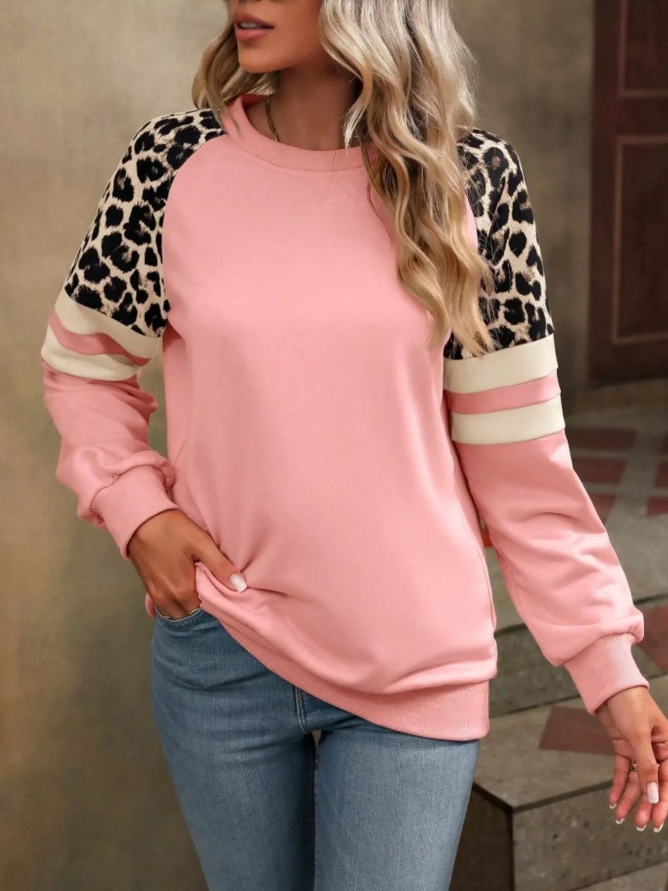 Jersey Femenino Leopardo Estiloso