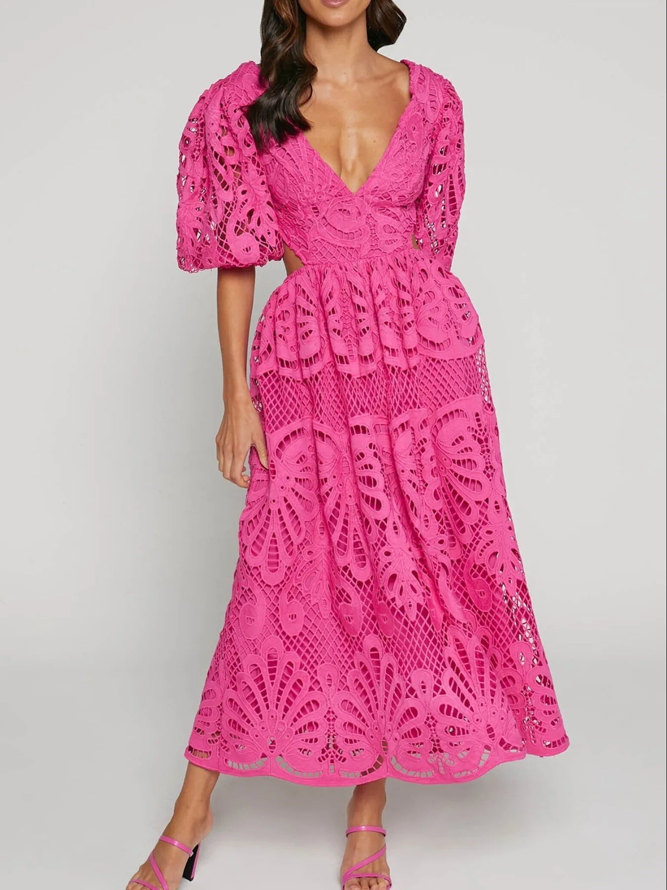 Vestido Largo de Encaje Elegante con Espalda Abierta