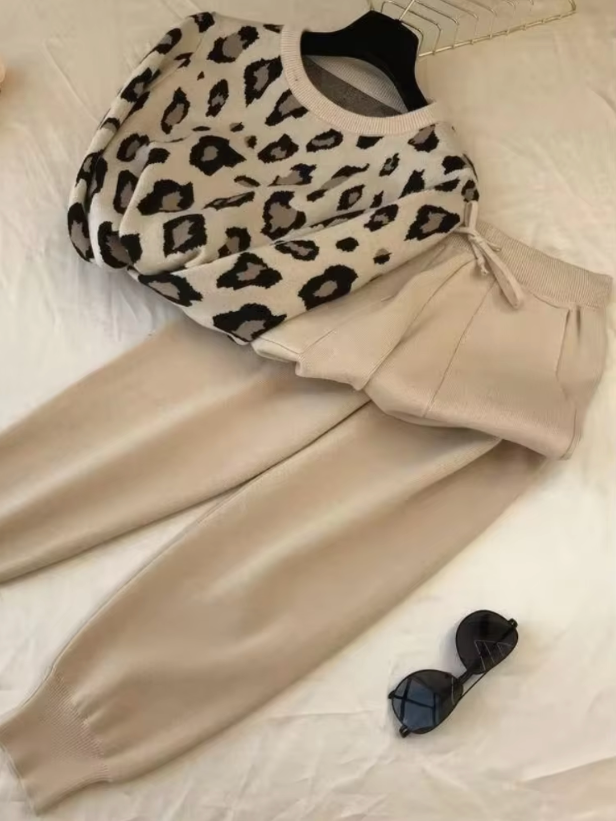 Conjunto Cárdigan y Pantalón Mujer Elegante