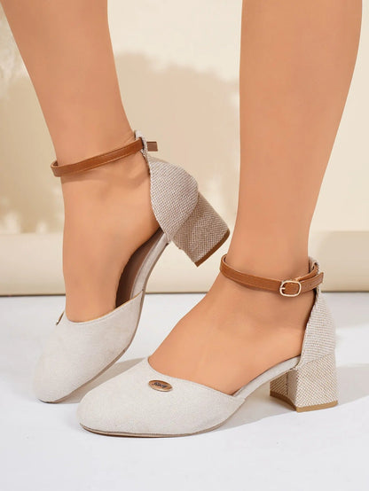Zapatos de mujer de tacón alto en piel elegante - Vestiria