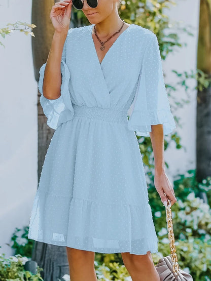 Vestido de Lunares Clásico con Mangas Amplias