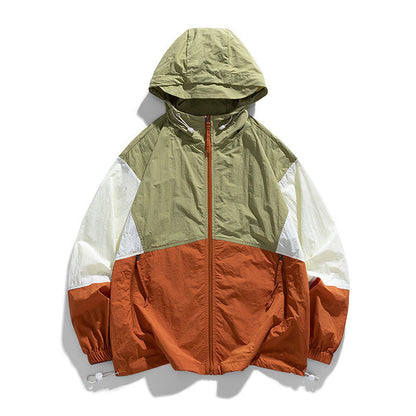 Chaqueta deportiva con capucha ligera - Vestiria