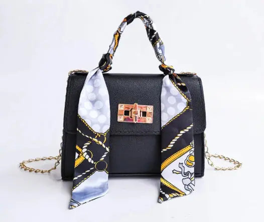 Bolso Bandolera Chic con Detalles Florales