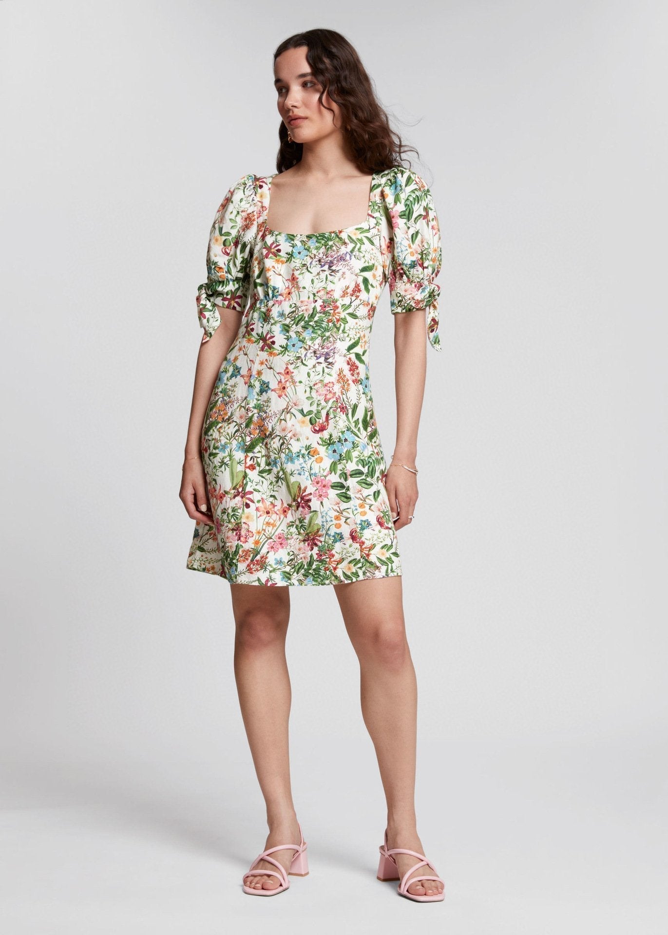 Vestido Boho Estampado Floral Corto - Vestiria