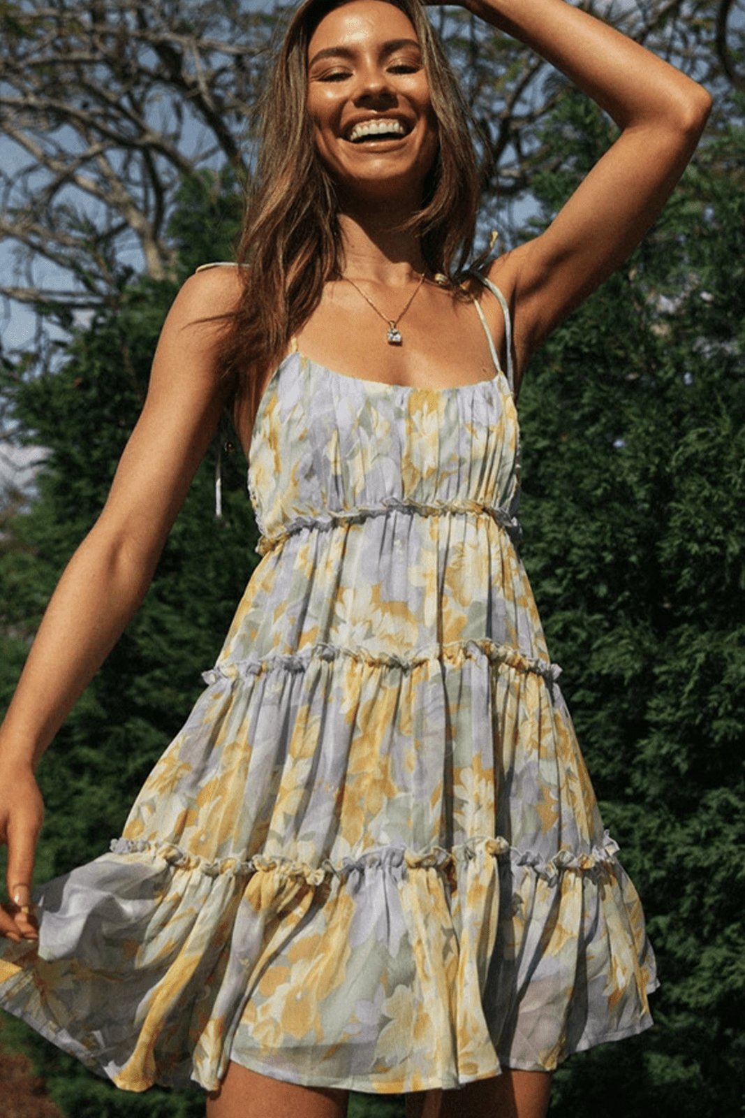 Vestido Corto Gasa Volante Floral - Vestiria