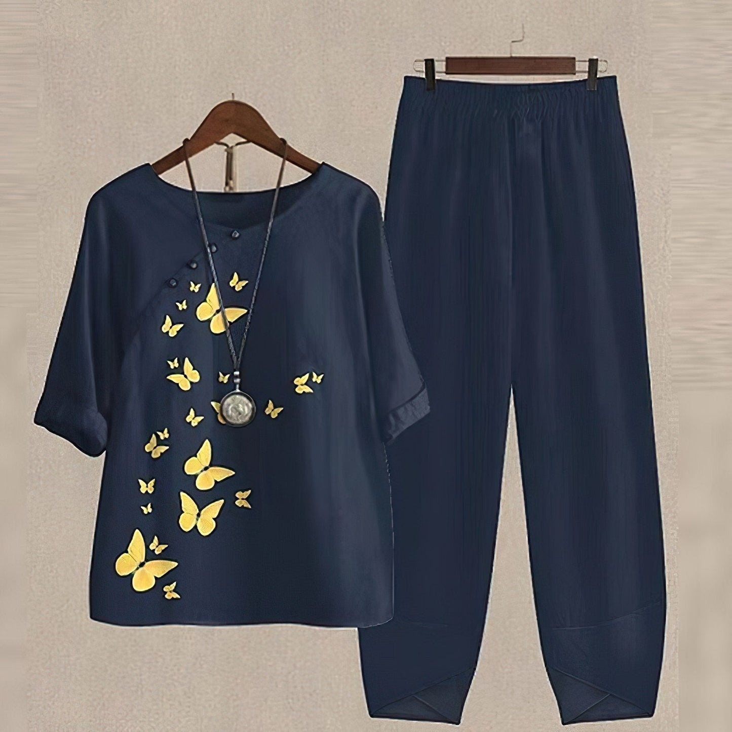 Blusa Flor y Pantalón Mujer Elegante
