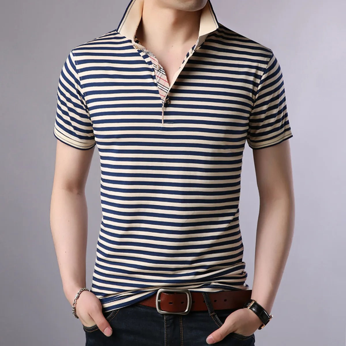 Camiseta de hombre manga corta a rayas clásica