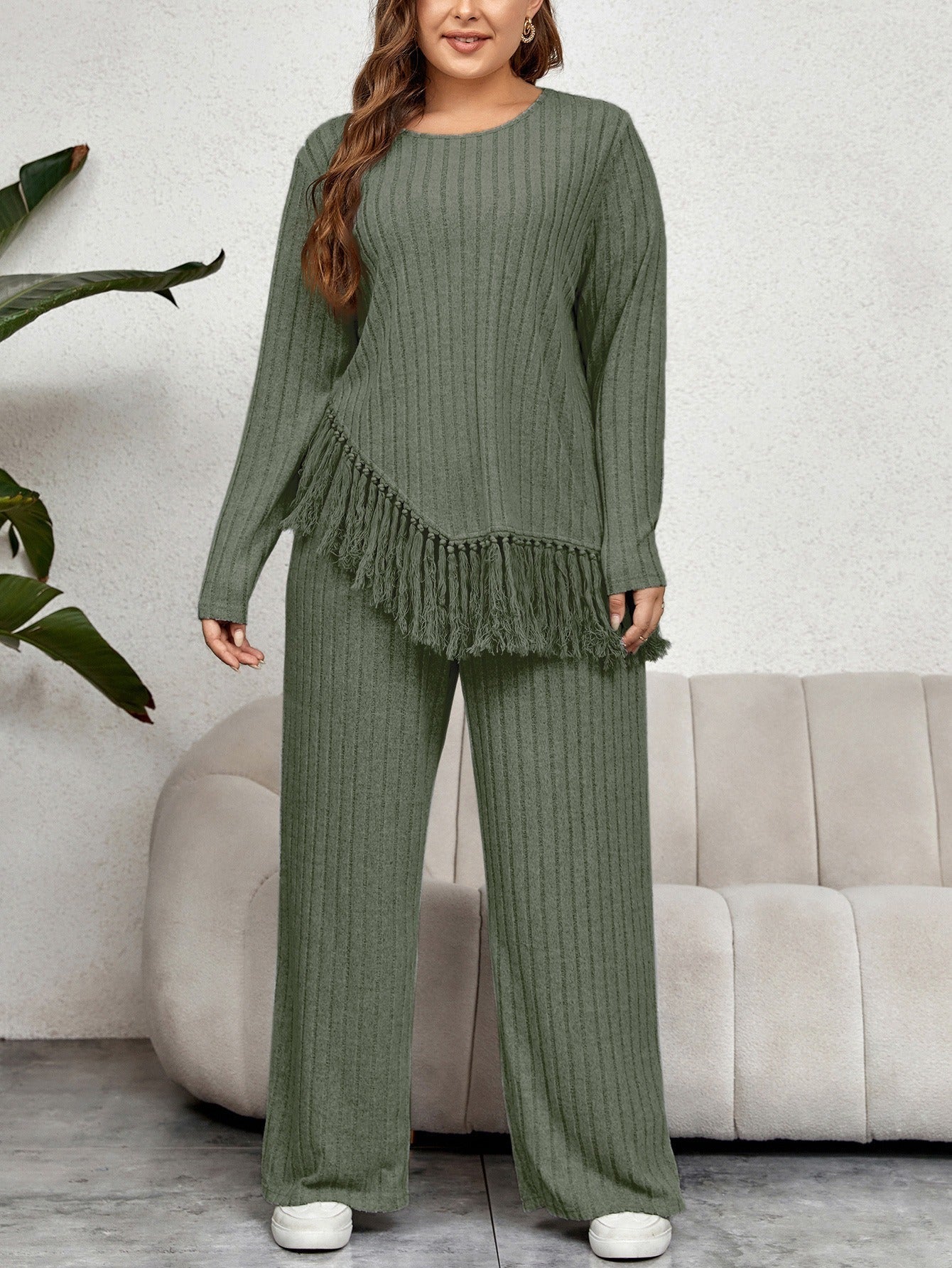 Conjunto suéter y pantalones de punto suave y cómodo