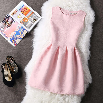 Vestido Fiesta Sin Mangas con Vuelo Elegante