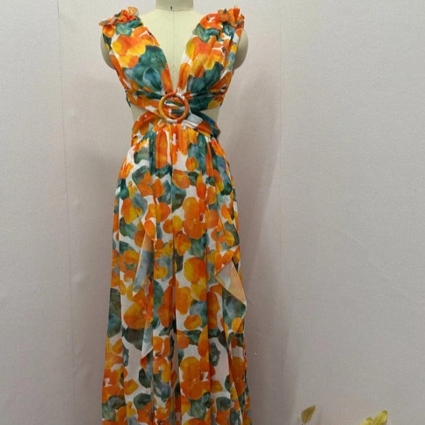Vestido de mujer con volantes florales y escote en V