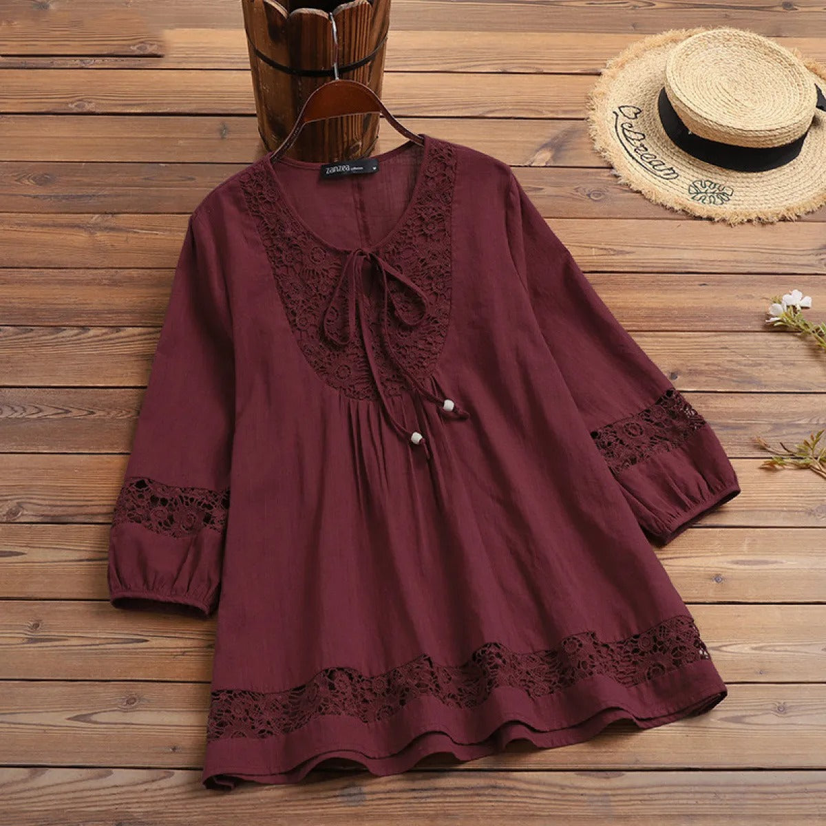 Blusa encaje elegante con lazo delantero