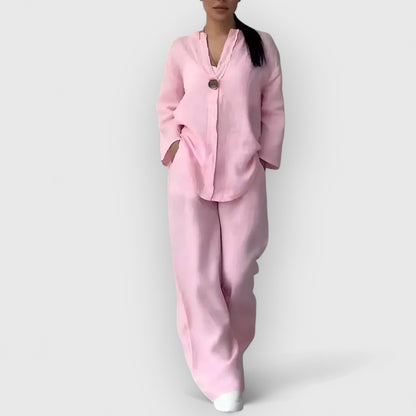 Pantalón ancho y camiseta cómoda para mujer
