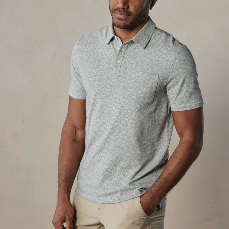 Polo Hombre Ligero Estampado Geométrico Moderno - Vestiria