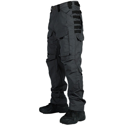 Pantalón hombre multicargo diseño militar