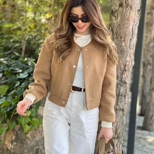 Chaqueta mujer cuero casual con botones metálicos - Vestiria