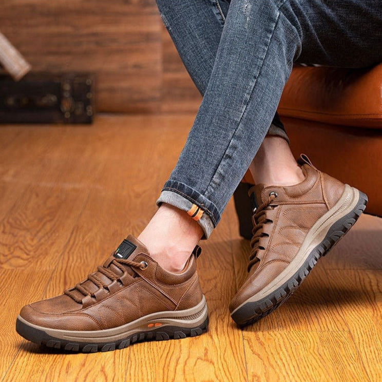 Botas de senderismo hombre impermeables con suela resistente