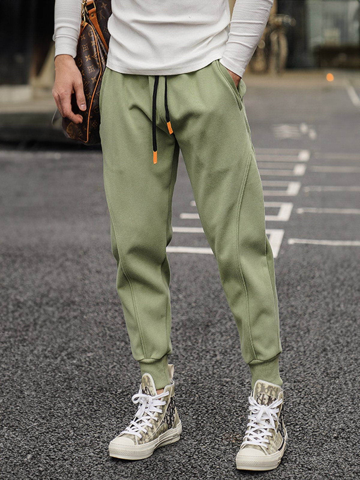 Pantalón Deportivo Ancho y Cómodo - Vestiria