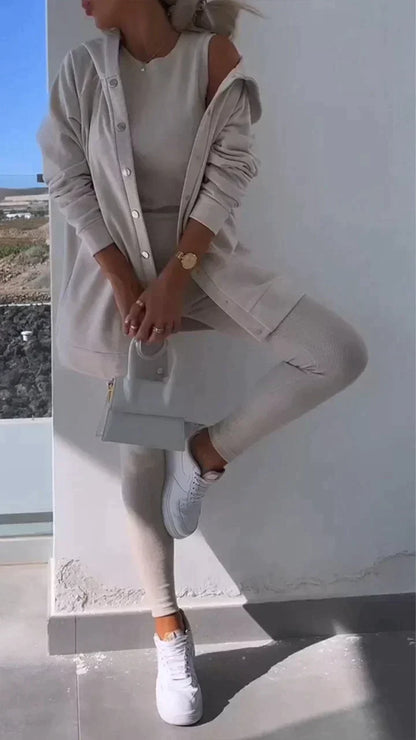 Conjunto de 3 piezas: Sudadera con capucha, Top y Pantalón - Vestiria