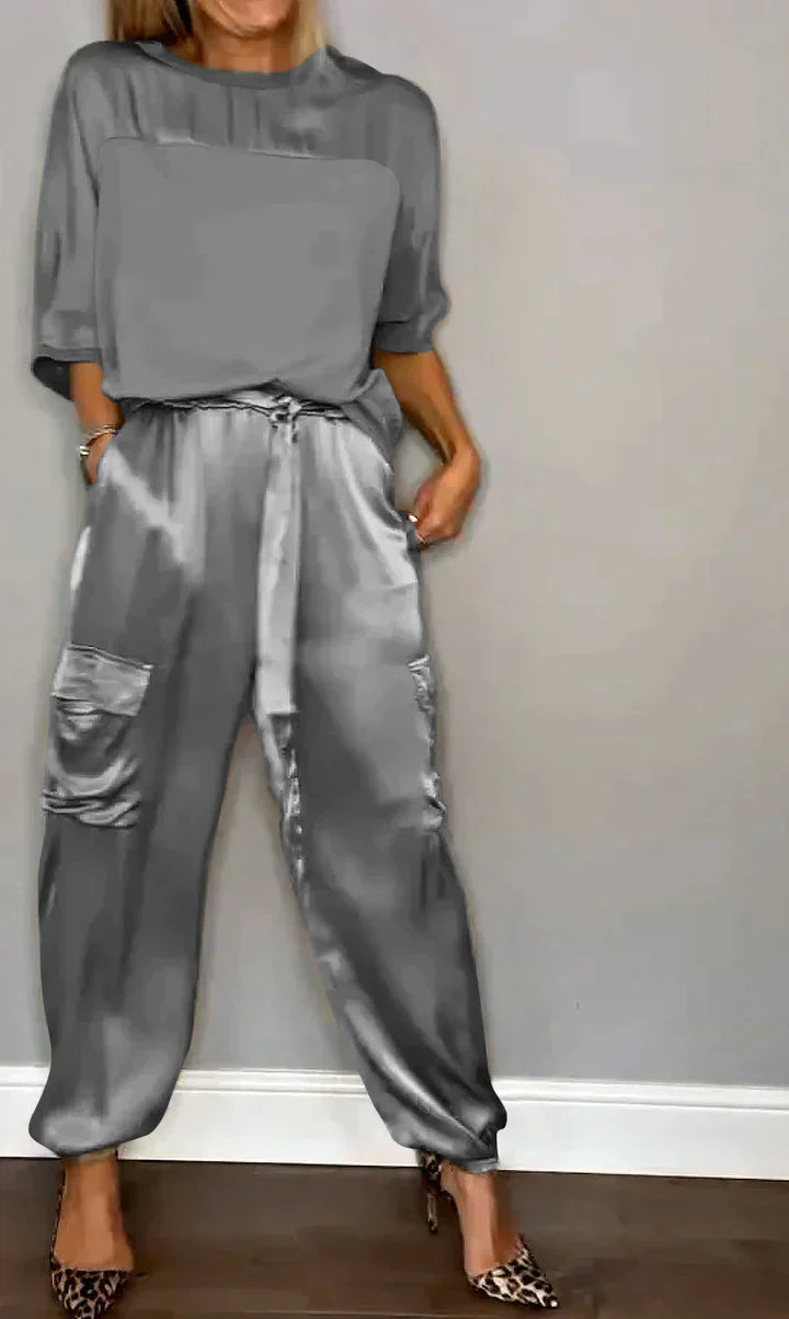 Traje de Mujer de Raso Brillante con Top y Pantalón Midi