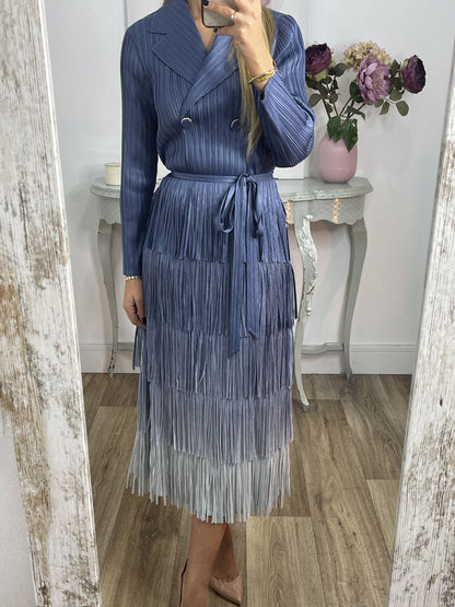Vestido de encaje con flecos y efecto ombre