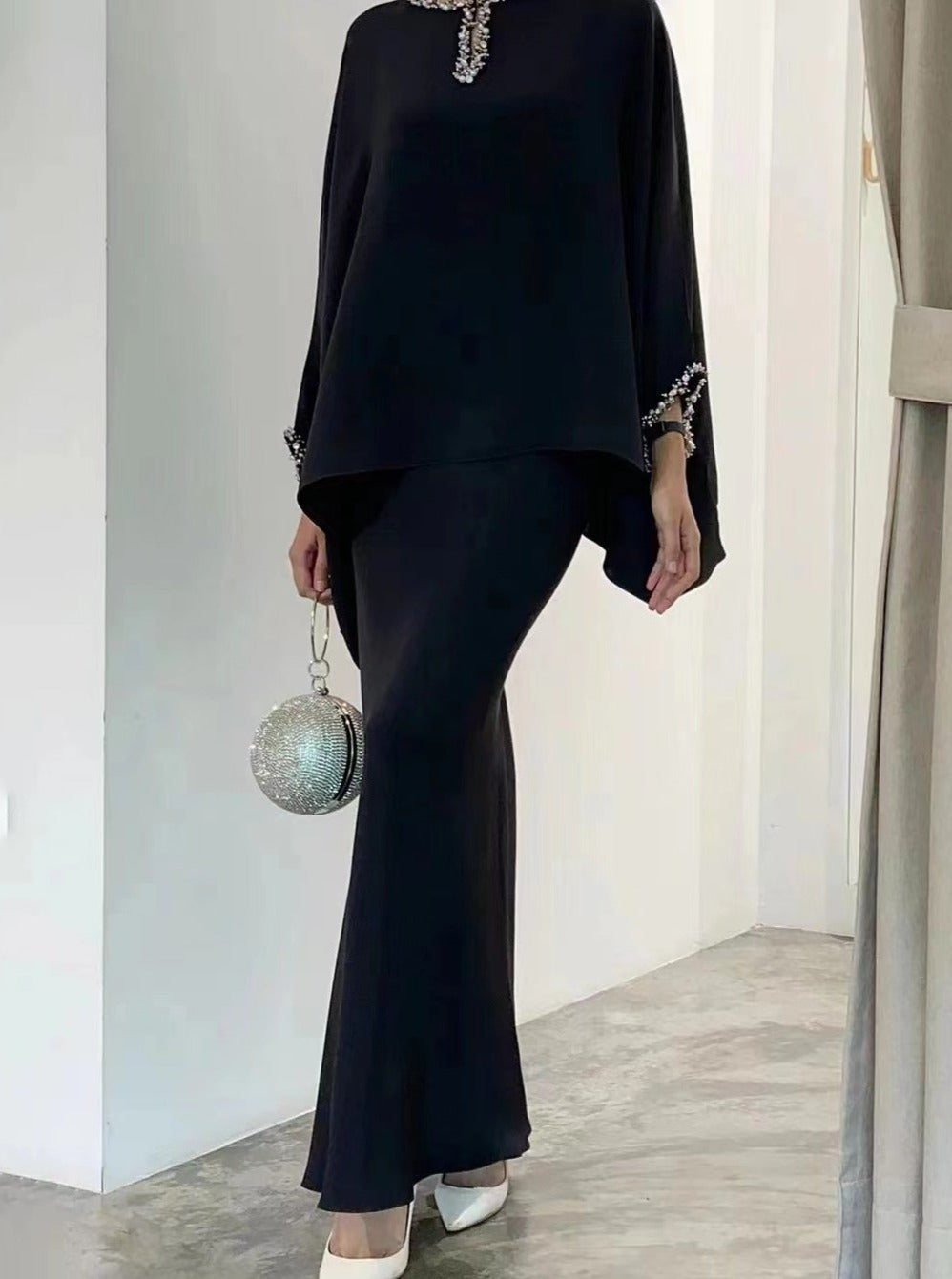 Vestido Estampado Cuentas Chic - Vestiria