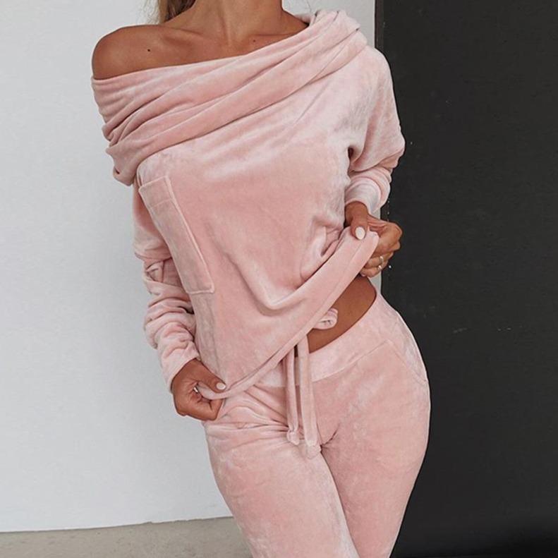 Conjunto de salón de terciopelo Elegante sin mangas - Vestiria
