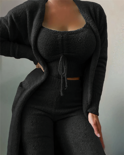 Pijama femenino de punto suave y cómodo