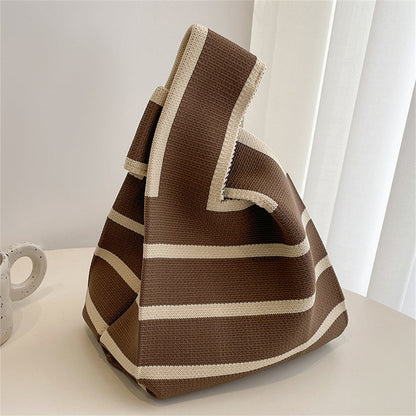 Bolso de Mano Pequeño y Elegante