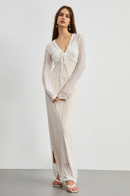 Conjunto Encaje Elegante Cuello en V - Vestiria