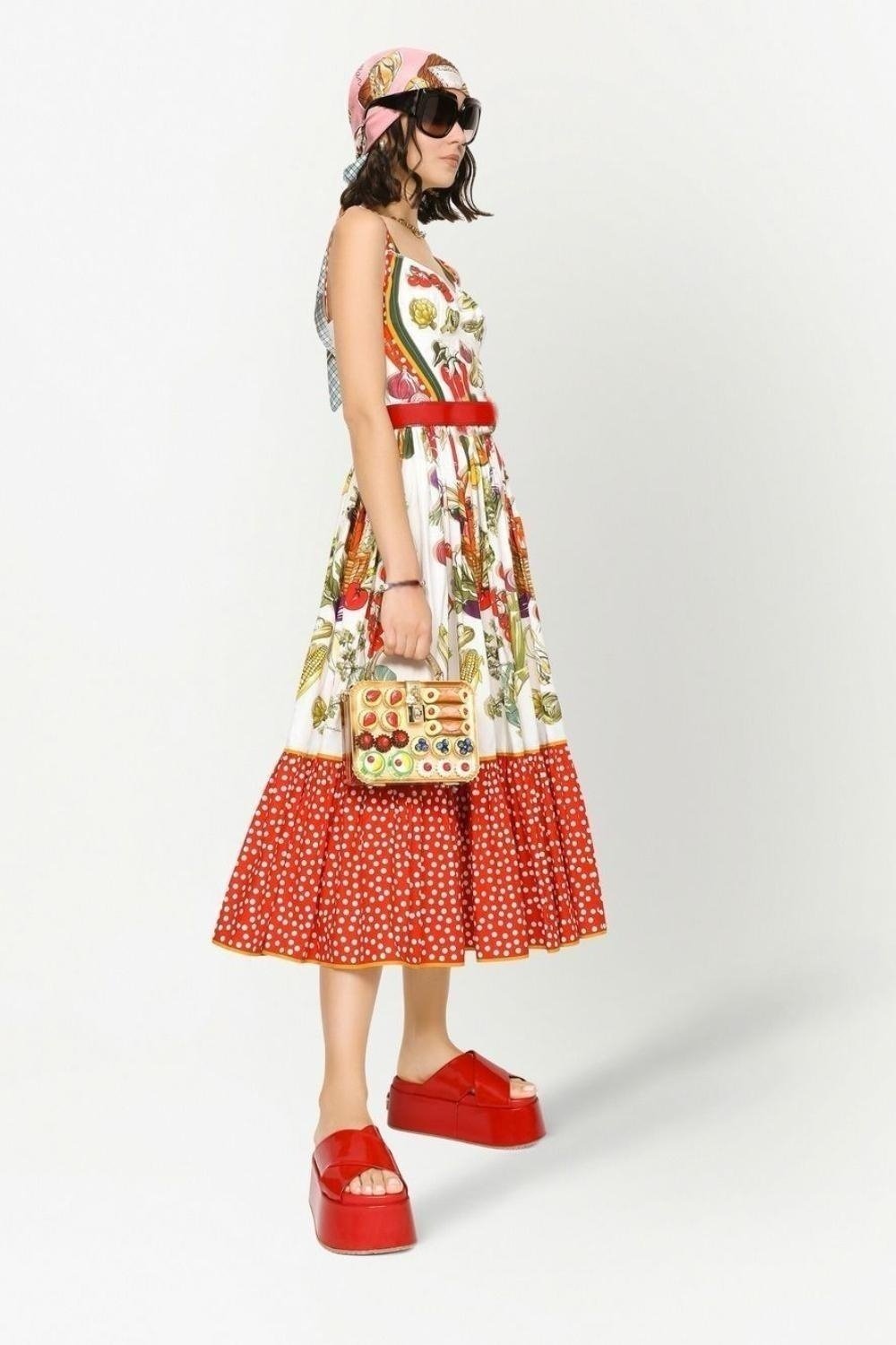 Vestido Midi Estampado con Volante Elegante