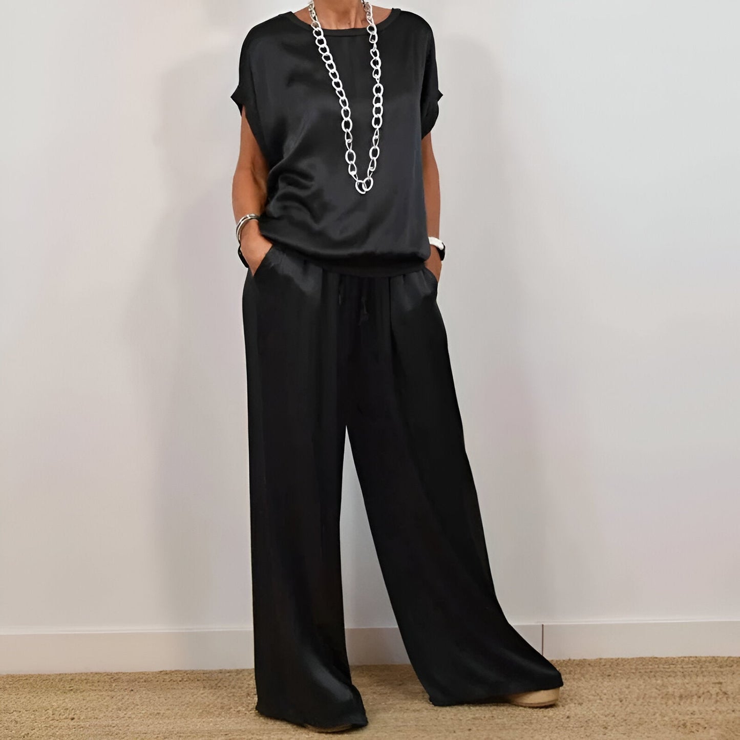 Pantalón y Top de Noche Satinado Elegante - Vestiria