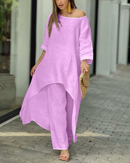 Traje de deporte femenino cómodo