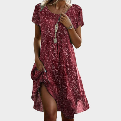 Vestido ligero con escote pico y mangas cortas